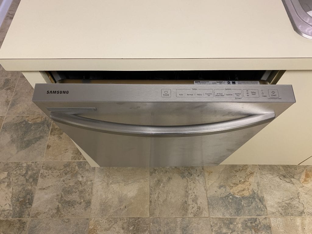 Samsung dishwasher in kitchen at Bahia 155 vacation condo, Isla del Sol
