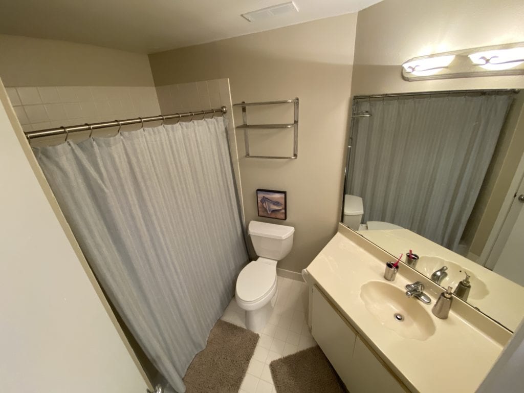 Guest bathroom at Bahia 155 vacation rental in Vista Verde East, Isla del Sol